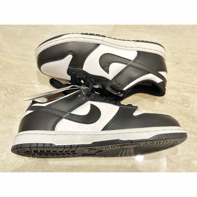 NIKE(ナイキ)のNIKE DUNK LOW PS 21.5cm ナイキ ダンクロー 白黒パンダ キッズ/ベビー/マタニティのキッズ靴/シューズ(15cm~)(スニーカー)の商品写真