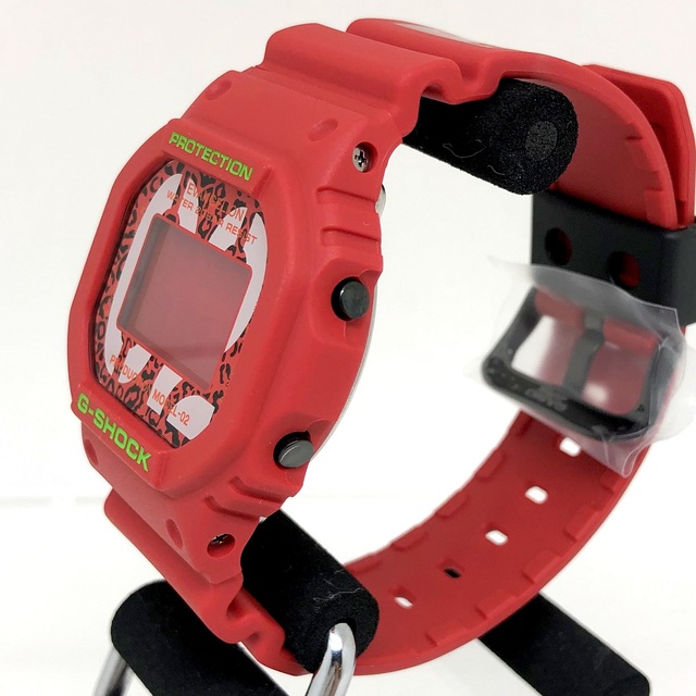 G-SHOCK(ジーショック)のG-SHOCK ジーショック 腕時計 DW-5600 RADIO EVA-02 メンズの時計(腕時計(デジタル))の商品写真