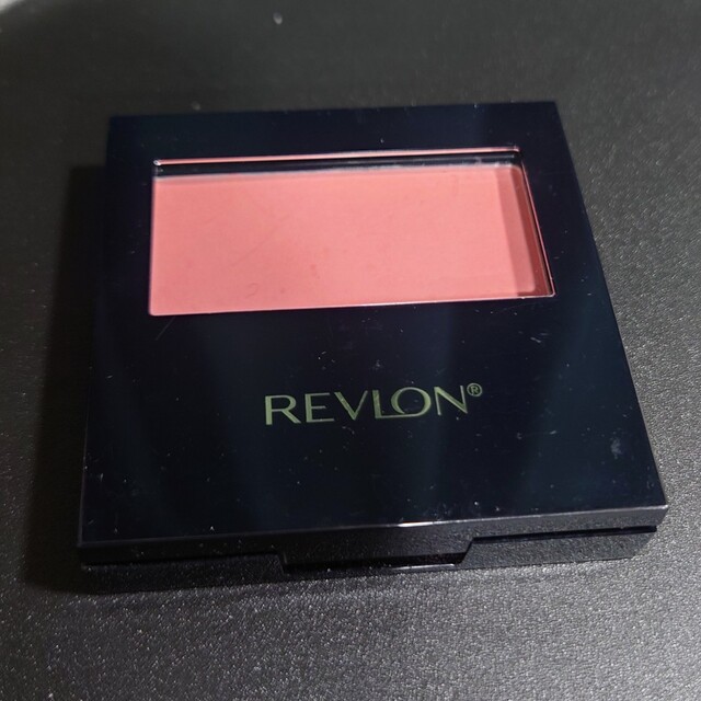 REVLON(レブロン)のREVLON マットパウダーブラッシュ コスメ/美容のベースメイク/化粧品(チーク)の商品写真