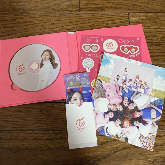 TWICE(トゥワイス)のTWICE Coaster : LANE 1 CD トレカ エンタメ/ホビーのCD(K-POP/アジア)の商品写真