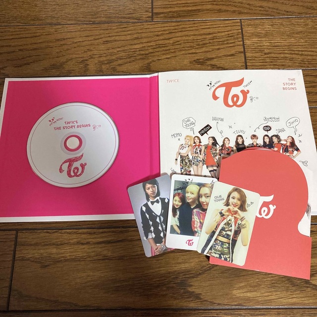TWICE THE STORY BEGINS CD トレカ エンタメ/ホビーのCD(K-POP/アジア)の商品写真