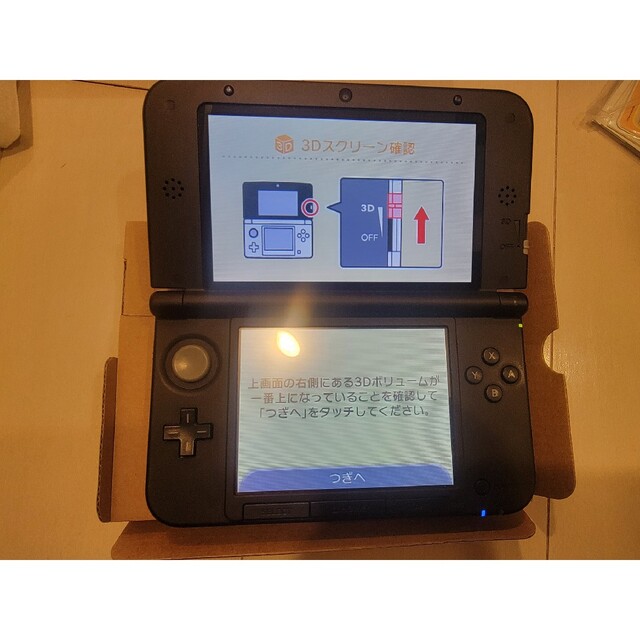 人気色】【美品】ニンテンドー3DS LL レッド×ブラック 本体 人気色】【美品】ニンテンドー3DS LL レッド×ブラック 本体