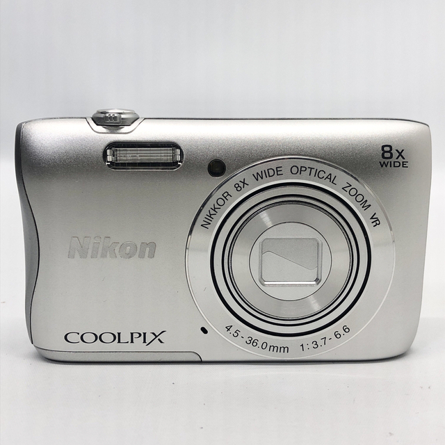 Nikon(ニコン)のNikon デジタルカメラ COOLPIX S3700 シルバー スマホ/家電/カメラのカメラ(コンパクトデジタルカメラ)の商品写真