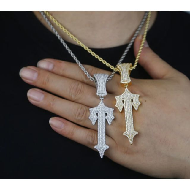 入荷待ち!キューバチェーン付きTrapStarモチーフダガー T剣 入荷待ち!キューバチェーン付きTrapStarモチーフダガー T剣
