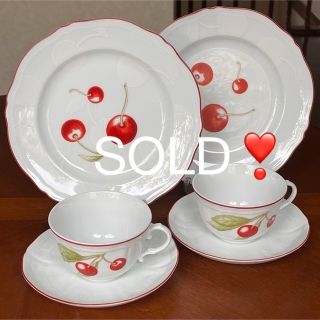 リチャードジノリ(Richard Ginori)の【美品】リチャードジノリ★アンティコチェリー★トリオ　ペア(食器)