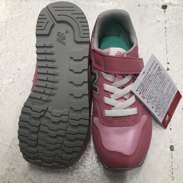 New Balance(ニューバランス)のニューバランス　キッズ用　スニーカー　21cm キッズ/ベビー/マタニティのキッズ靴/シューズ(15cm~)(スニーカー)の商品写真