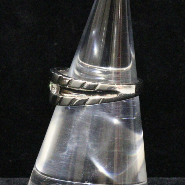 Pt900　3Pダイヤモンドリング　0.20ｃｔ　シンプル　指輪　ジュエリー　レディース　プレゼント包装可　松前R56号店