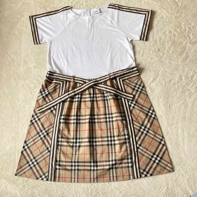 BURBERRY(バーバリー)の★美品★バーバリー★ドッキングワンピース★ヴィンテージノバチェック★大人可★ キッズ/ベビー/マタニティのキッズ服女の子用(90cm~)(ワンピース)の商品写真