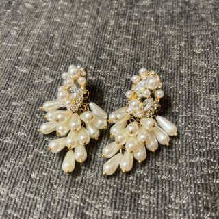 ピアス(ピアス)