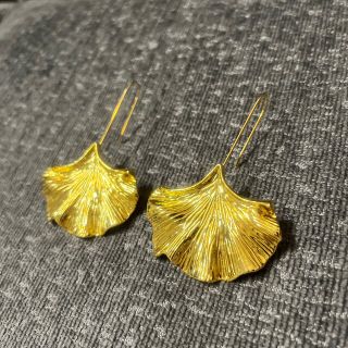 ピアス(ピアス)