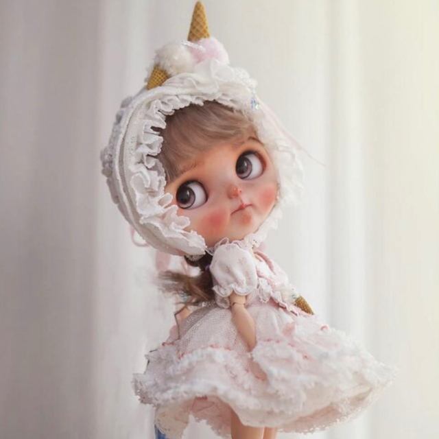 ハンドメイドブライス 人形 お洋服 アウトフィット 海外作家製 アイスの季節