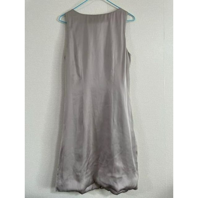 H&M(エイチアンドエム)の値下げ H&M バルーンスカート ワンピースドレス 38号 S M グレー レディースのフォーマル/ドレス(ミディアムドレス)の商品写真