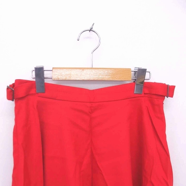 MACPHEE(マカフィー)のマカフィー トゥモローランド フレア スカート ひざ丈 ウール混 薄手 38 赤 レディースのスカート(ひざ丈スカート)の商品写真