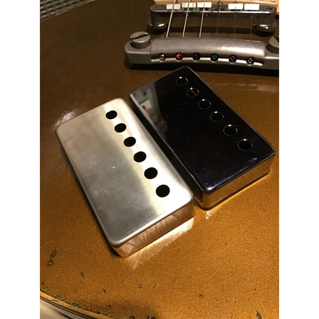 Gibson(ギブソン)のたけし様専用　ギブソン刻印ナンバードPAFに付いていた　ピックアップカバー 楽器のギター(エレキギター)の商品写真