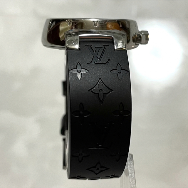 LOUIS VUITTON(ルイヴィトン)の本物 稼働 ルイヴィトン  タンブール モノグラム ラバーベルト 腕時計 銀 黒 レディースのファッション小物(腕時計)の商品写真