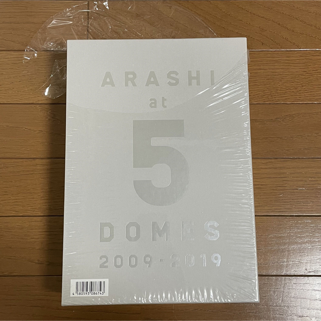 嵐 ARASHI at 5 DOMES 2009-2019 写真集