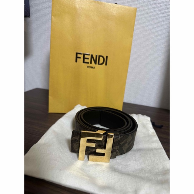 メンズFENDI リバーシブルベルト