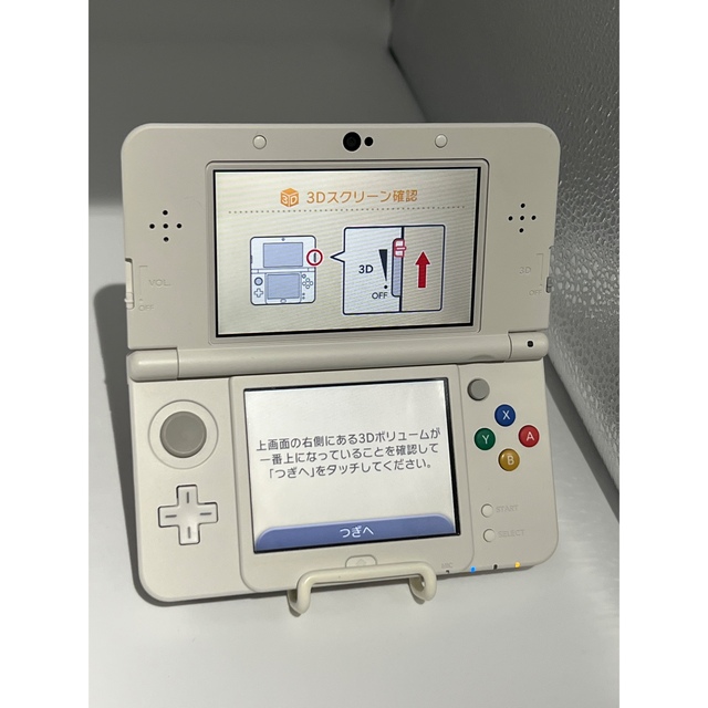 ニンテンドー3DS(ニンテンドー3DS)の【ほぼ完品・美品】Newニンテンドー3DS ハローキティー きせかえ 本体 エンタメ/ホビーのゲームソフト/ゲーム機本体(携帯用ゲーム機本体)の商品写真