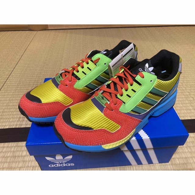 adidas ZX8000 24cm 新品タグ付き　箱ありレディース