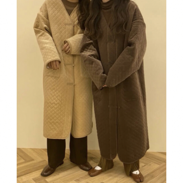 lawgy - 【lawgy】original V quilting coat ブラウンの通販 by ...