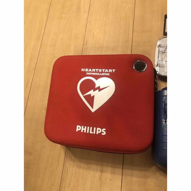 AED (PHILIPS) 特价！ 9000円 www.gold-and-wood.com