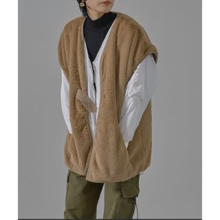 by kumika】フェイクファーベスト付MA-1 HANNEの通販 by kaat's shop