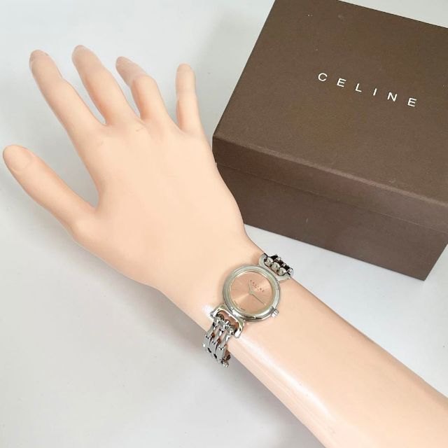 277 CELINE セリーヌ時計 レディース腕時計 ラウンド型 ピンク 277 CELINE セリーヌ時計 レディース腕時計 ラウンド型 ピンク