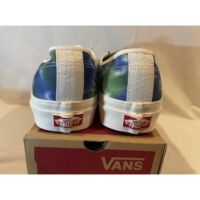 VANS(ヴァンズ)のバンズauthenticエラERAオールドスクールsliponスリッポン26.5 メンズの靴/シューズ(スニーカー)の商品写真