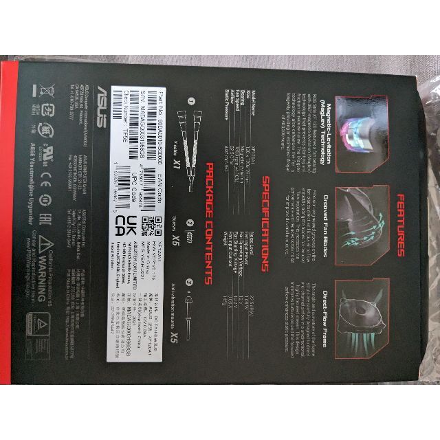 ASUS(エイスース)のASUS ROG Strix XF120 ケースファン (雪武戦姫様専用) スマホ/家電/カメラのPC/タブレット(PCパーツ)の商品写真