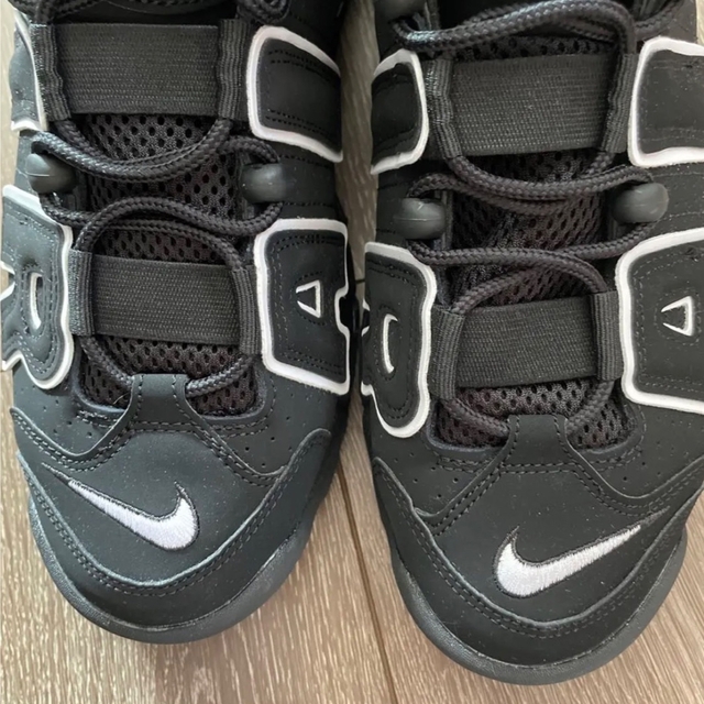 NIKE(ナイキ)のNike Air More Uptempo 2020 モアテン 黒白　NIKE メンズの靴/シューズ(スニーカー)の商品写真