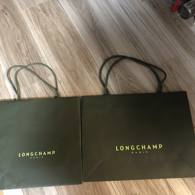 LONGCHAMP(ロンシャン)のpnkさまロンシャン紙袋 レディースのバッグ(ショップ袋)の商品写真