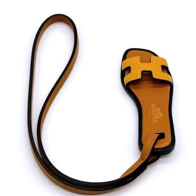 極美品】エルメス HERMES オラン ナノ レザー チャーム レディース