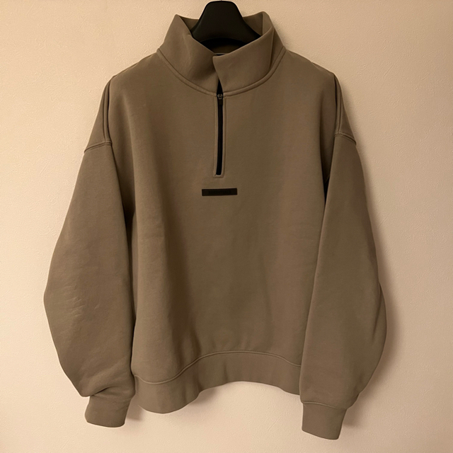 essentials half zip mockneck