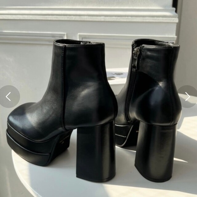 ダブルストームスクエアトゥショートブーツ 黒 レディースの靴/シューズ(ブーツ)の商品写真