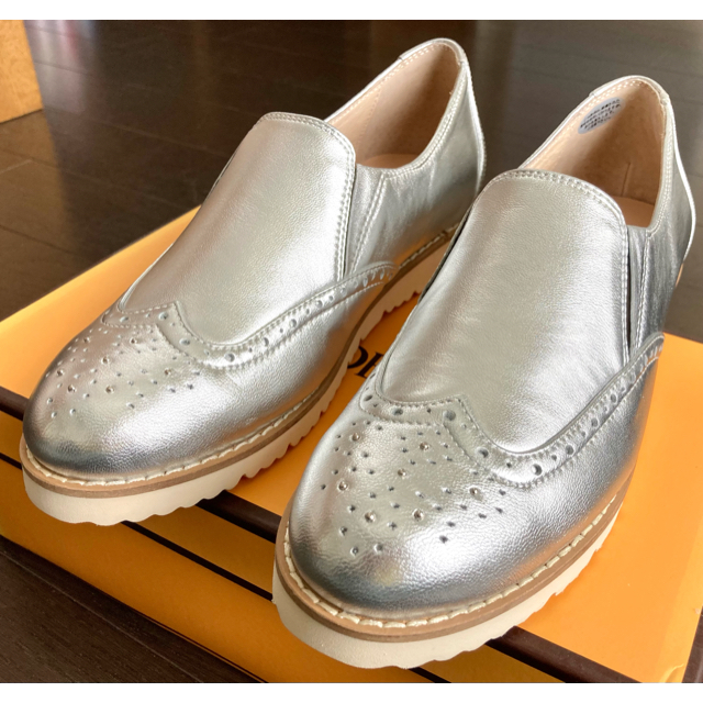 MODELLO（madras）(モデロ)の【わか様専用】マドラスモデロ オックスフォード MODELLO madras新品 レディースの靴/シューズ(ローファー/革靴)の商品写真