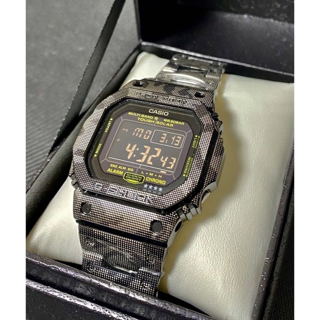 G-SHOCK(ジーショック)の【反転液晶】gw-m5610 フルメタルカスタム　ブラック迷彩　カモフラ メンズの時計(腕時計(デジタル))の商品写真