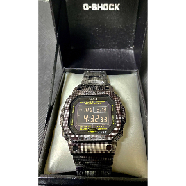 G-SHOCK(ジーショック)の【反転液晶】gw-m5610 フルメタルカスタム　ブラック迷彩　カモフラ メンズの時計(腕時計(デジタル))の商品写真