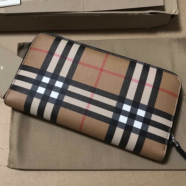 BURBERRY バーバリー ノバチェック ラウンドファスナー 長財布-