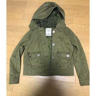 アバクロンビーアンドフィッチ(Abercrombie&Fitch)のアバクロ　カーキー　ショートコート(ミリタリージャケット)