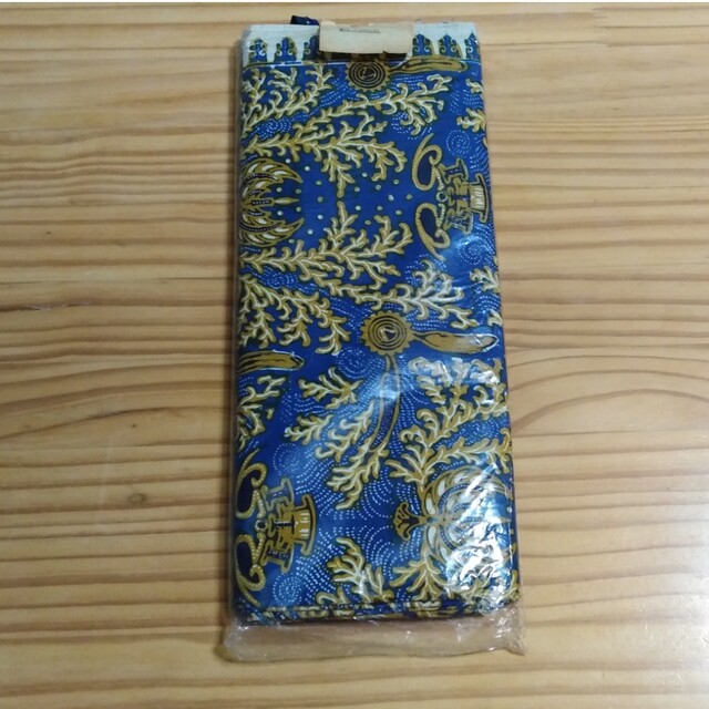 インドネシア バティック Batik Keris 生地 ガルーダ 青 黄土色 黄 1