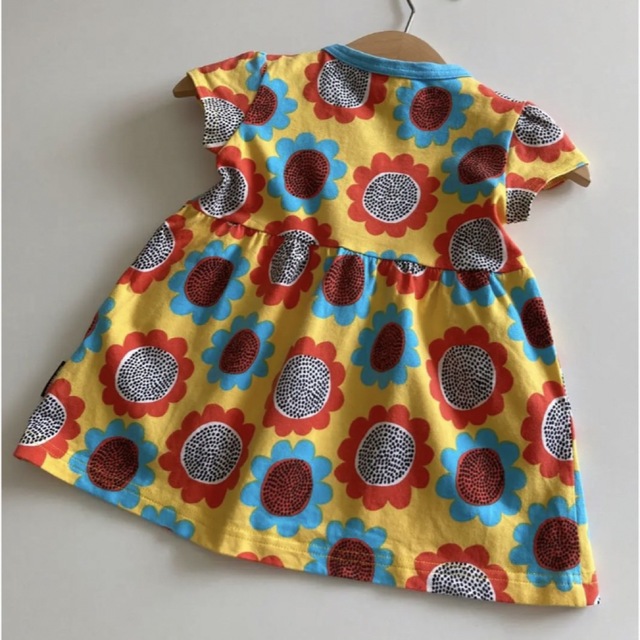 marimekko(マリメッコ)のマリメッコ　半袖　フレア　ワンピース　お花　ひまわり　春　夏 キッズ/ベビー/マタニティのベビー服(~85cm)(ワンピース)の商品写真