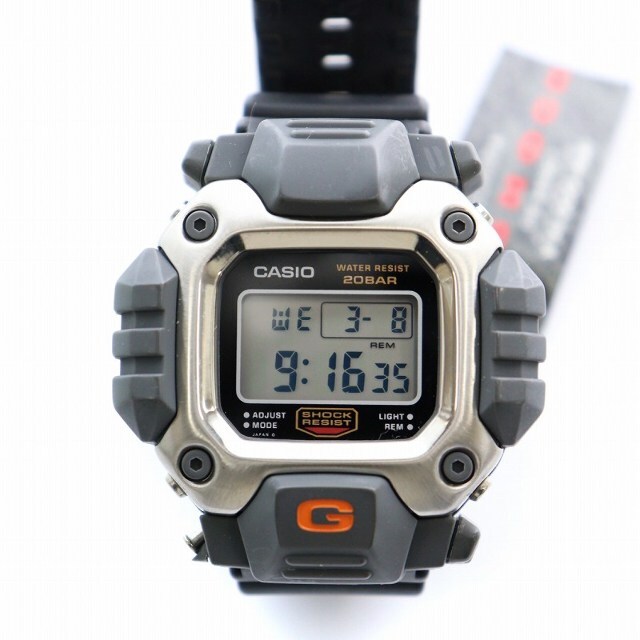 カシオ G-SHOCK DW-6400 腕時計 初代ガンダム クォーツ デジタル