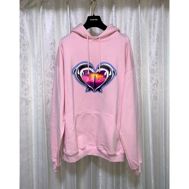 VETEMENTS - 【希少】VETEMENTS Dolphin Heart パーカーの通販 by り