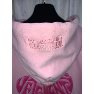 VETEMENTS - 【希少】VETEMENTS Dolphin Heart パーカーの通販