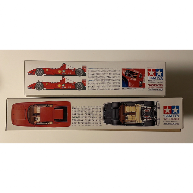 Ferrari(フェラーリ)のタミヤ　プラモデル　フェラーリF2001／フェラーリ・テスタロッサ　２点セット エンタメ/ホビーのおもちゃ/ぬいぐるみ(模型/プラモデル)の商品写真