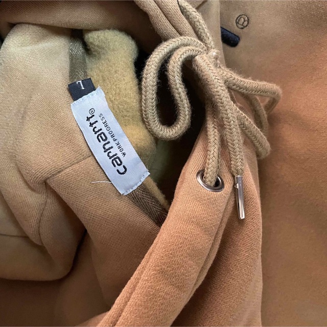 carhartt(カーハート)のカーハート　パーカー メンズのトップス(パーカー)の商品写真