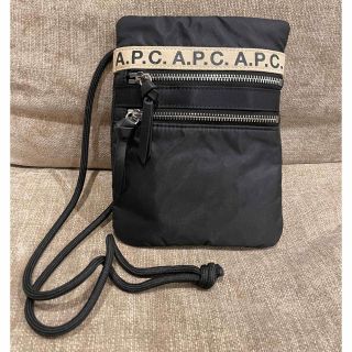 アーペーセー(A.P.C)のアーペーセー　ショルダーバッグ　ミニポーチ　サコッシュ(ショルダーバッグ)