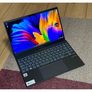 エイスース(ASUS)のASUS Zenbook 13 OLED UX325JA-KG312W(ノートPC)