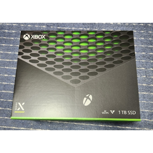 新品未開封 Xbox Series X 本体 RRT-00015 箱ダメージあり