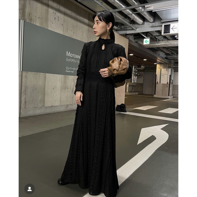 Ameri VINTAGE(アメリヴィンテージ)の【売り切り】 LIMITED VINTAGE LACE DRESS  Ameri レディースのワンピース(ロングワンピース/マキシワンピース)の商品写真